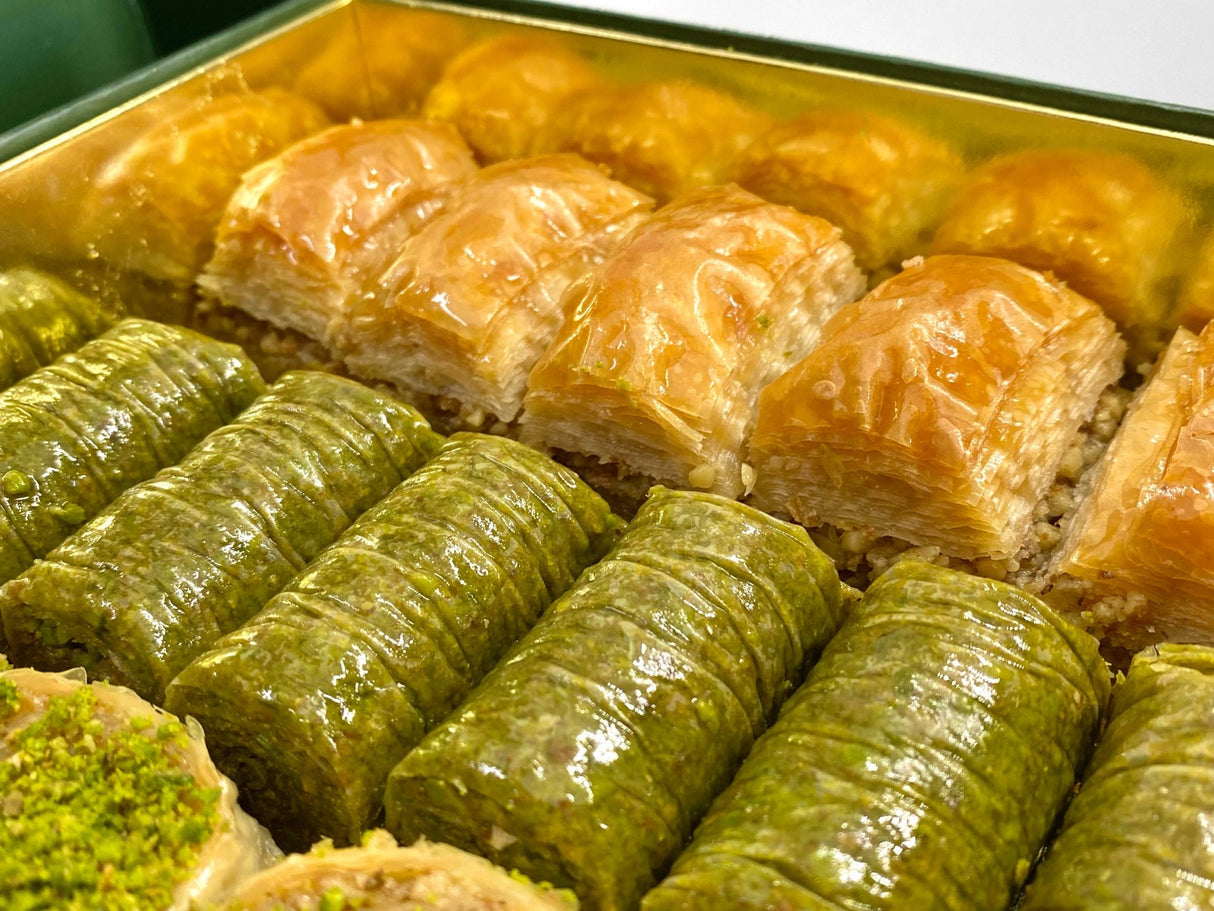 Karakoy Gulluoglu | Turkish Assorted Baklava in Special Gift Box - TryAladdin
