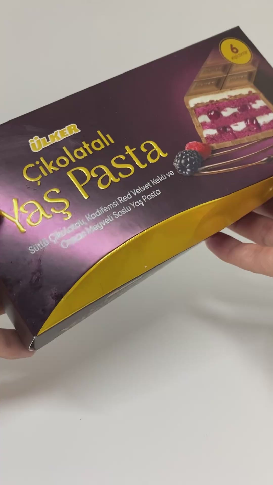Ulker Chocolate Cake Bar with Mixed Berry Filling (Cikolatali Yas Pasta)