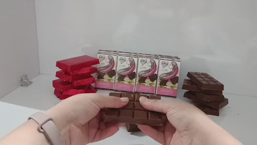 Angel Hair Milk Chocolate with Pistachio & Cotton Candy - 100gr