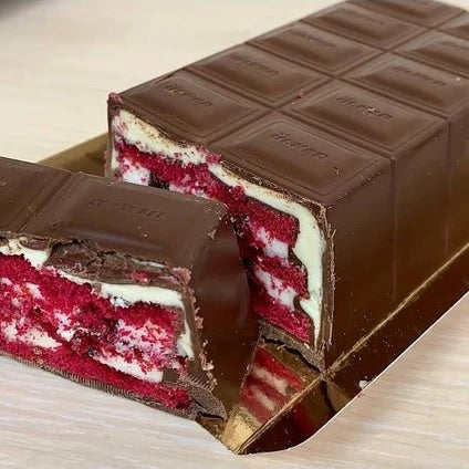 Ulker Chocolate Cake Bar with Mixed Berry Filling - 395g - TryAladdin